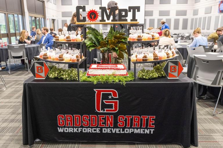 Gadsden State Signs Third CoMeT Cohort